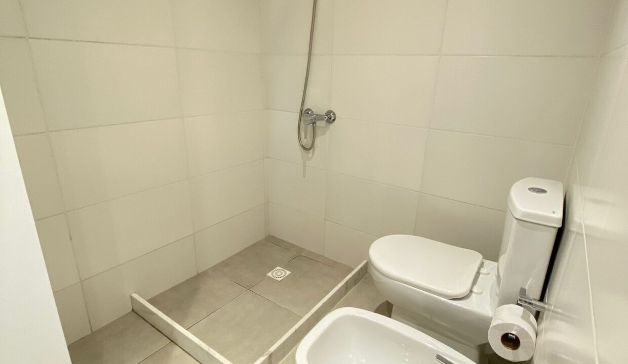 2c89b35b-ac36-41fd-a8c3-50318d92d3fb