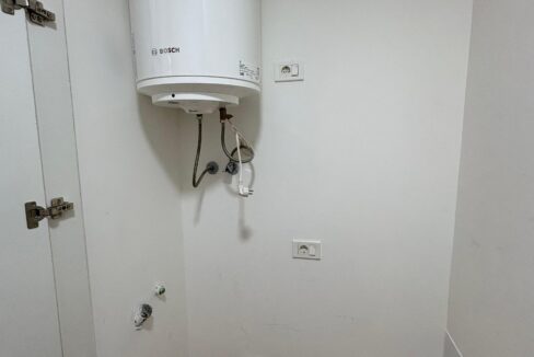 b1b40649-a30a-4862-9610-ceba96fd5eb8