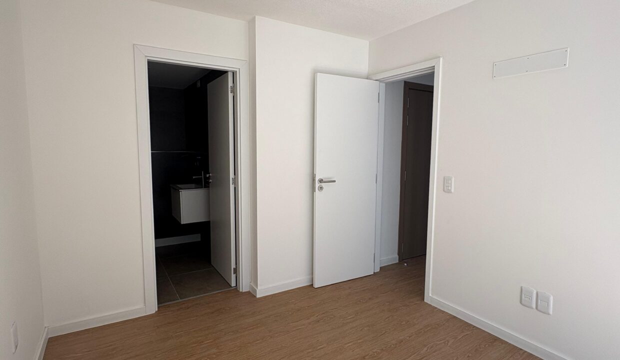 03a13e12-4d58-496e-9dd9-5a56897ae6f8