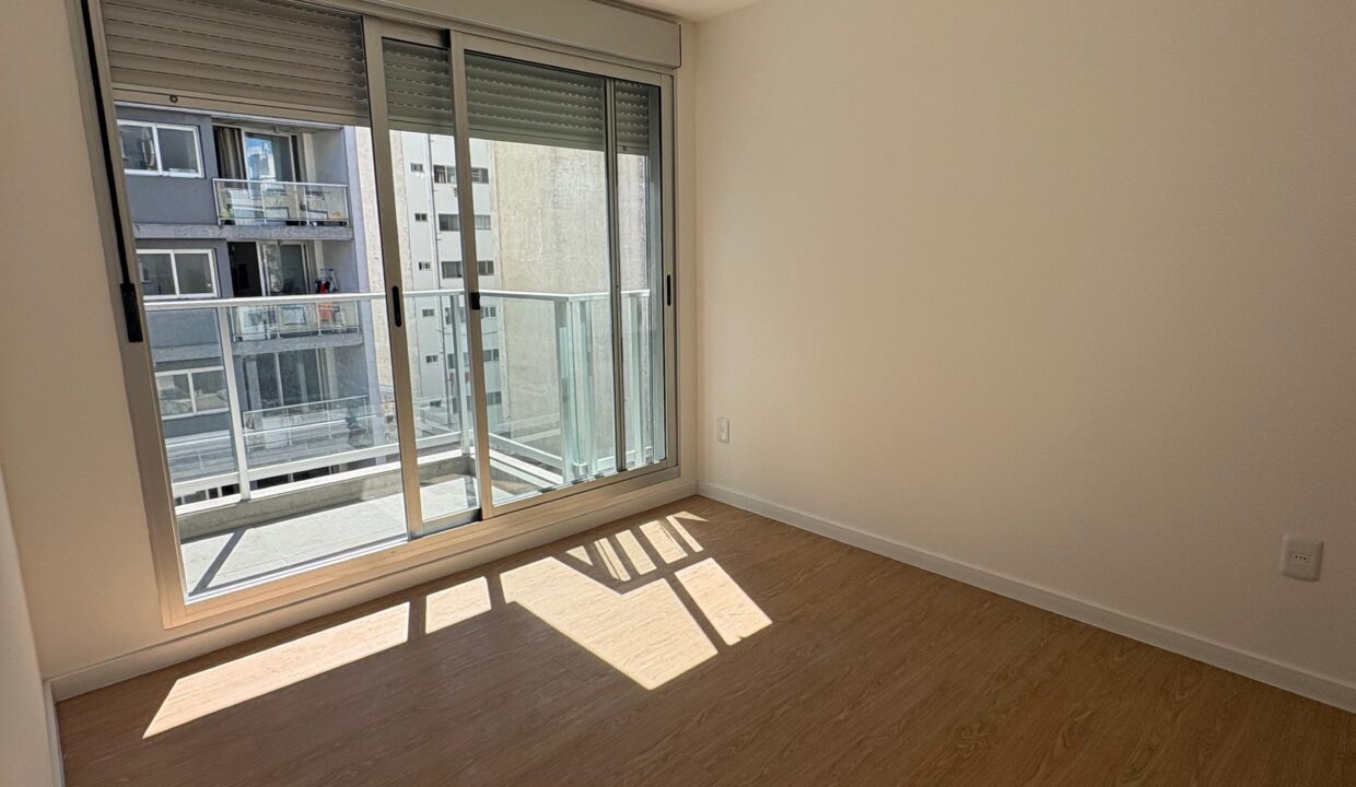 16819c9a-ce88-4808-a383-b1838e0e10dc