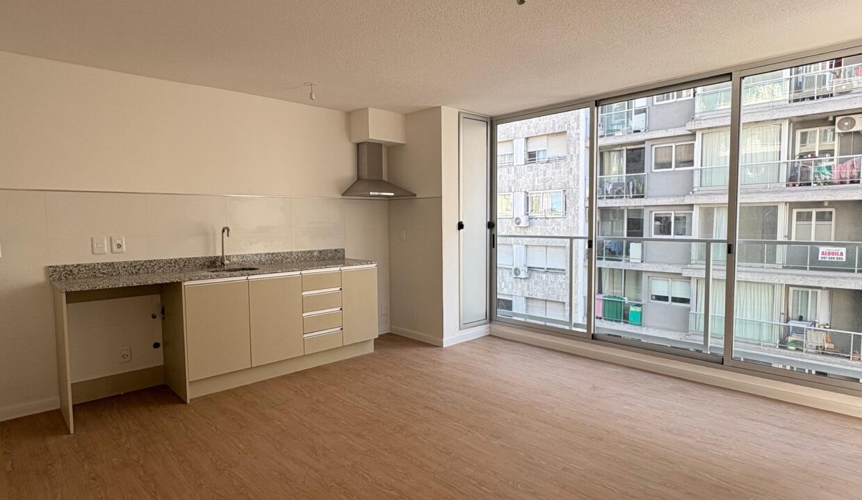 5b61e10d-7b13-4730-bc90-71749ef6df11