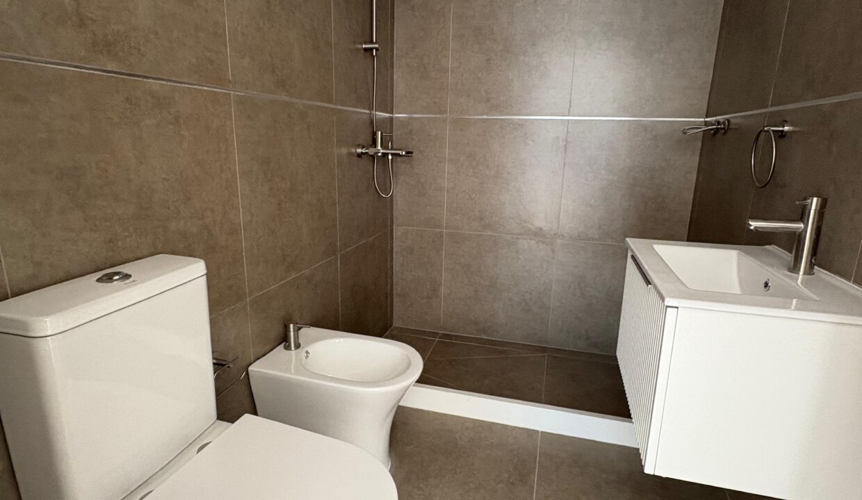 ba46035c-a972-49da-9681-72eb48594ff2