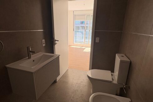 d27f0c35-f1d1-4f6b-9867-9495636c27d0